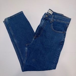 A&F Ankle straight ultra high rise jeans
